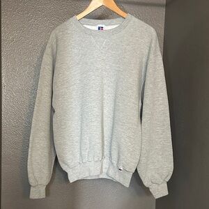 Old School Vibes 90s Gray Sweatshirt by Russell Men’s size medium